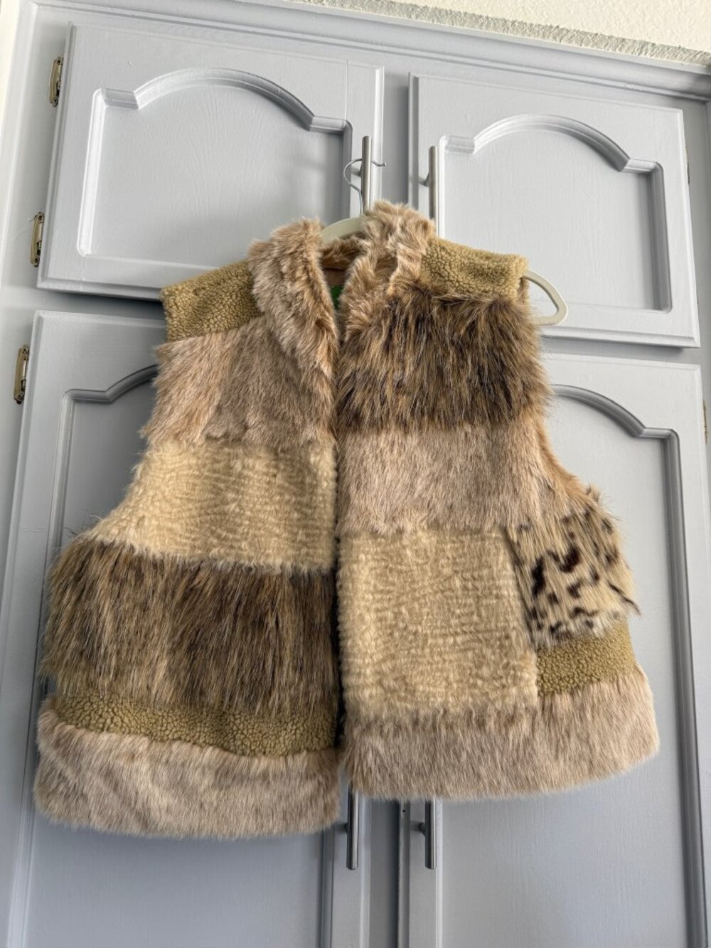 Anthropologie Faux Fur Leopard Vest L